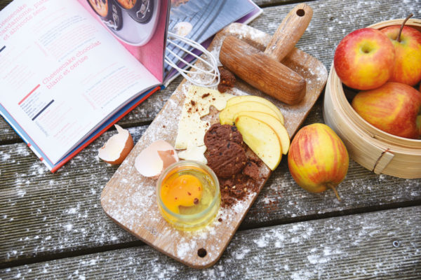 Planche à découper avec pilon intégré pour votre préparation culinaire