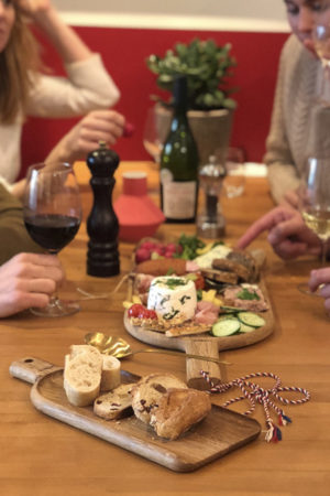 Wooden board to artfully arrange your appetizers