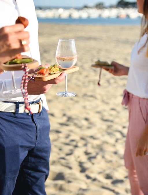 Un buffet debout avec une touche nature